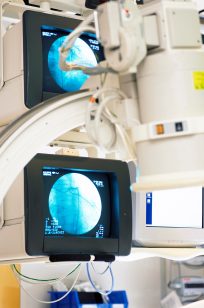 modern-medical-equipment-and-advanced-computer-mon-2026-01-11-08-42-01-utc